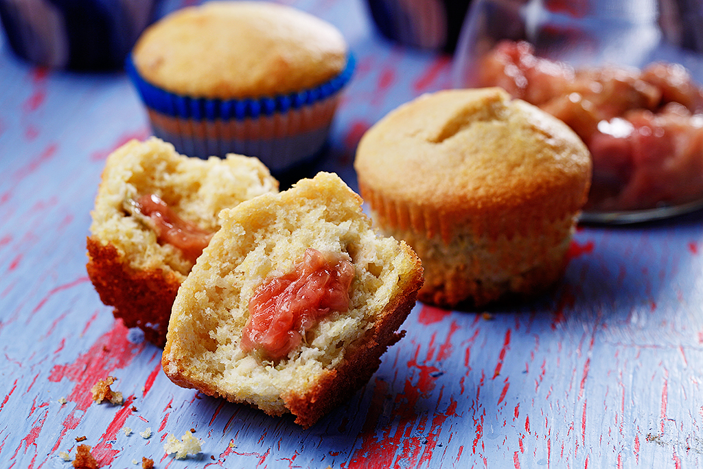 Cornmeal Rhubarb Surprise Muffins Recipes