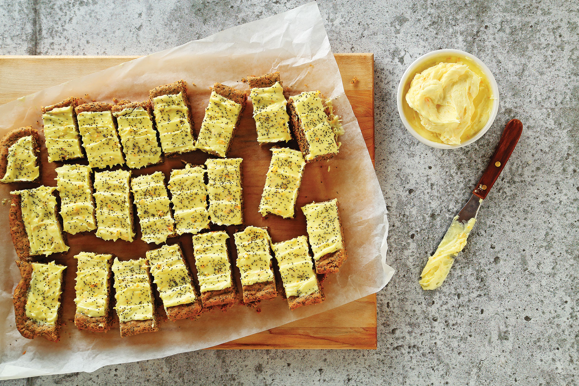 Poppy Seed Bars with Citrus Icing recipe